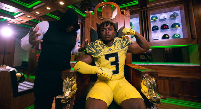 Da'Jaun Riggs Oregon Throne